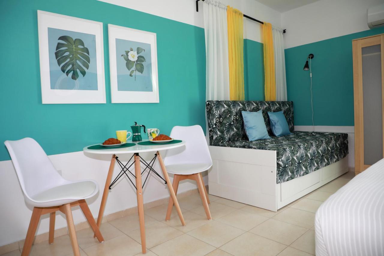 Pearl Ivy's Apartment Peyia